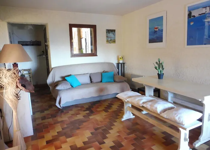 Sant Ambroggio 30 Metres De La Vue Holiday home *